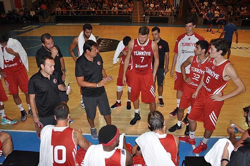 A Milliler özel maçta mağlup