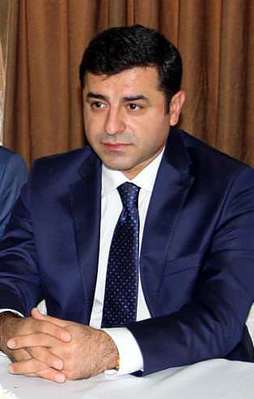 Demirtaş'tan PKK'ya ateşkes çağrısı
