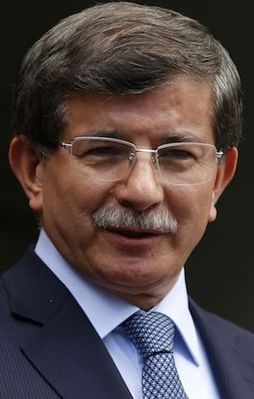 Davutoğlu'ndan siyasi liderlere çağrı