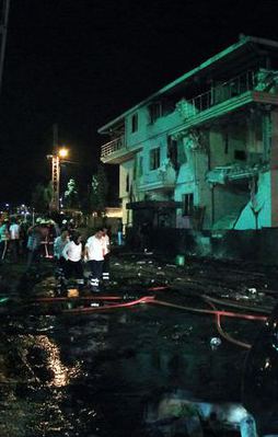 İstanbul'da polis merkezine kalleş saldırı!