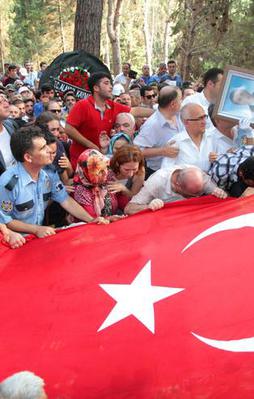 Polis memurunu şehit eden terörist yakalandı