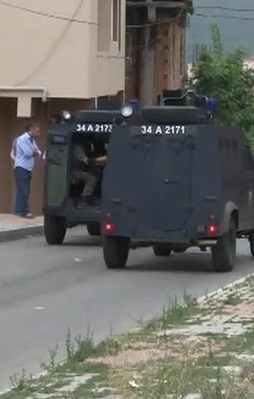 Lice'de karakol ve emniyet müdürlüğüne eş zamanlı saldırı