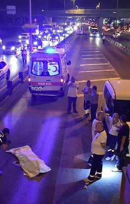 Metrobüse binmek isterken canından oldu