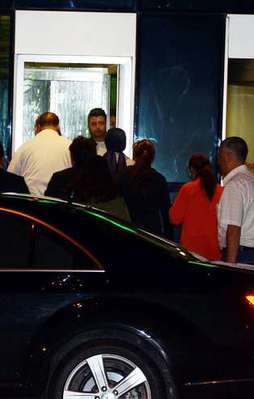 Şehit eşinin doğumunu Sare Davutoğlu yaptırdı