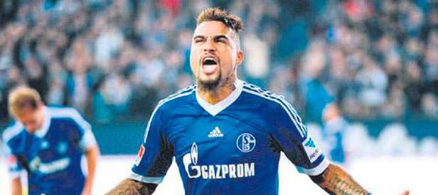 Boateng rafa kalktı