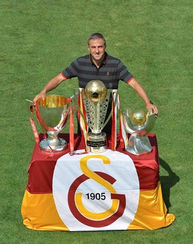 Galatasaray'dan 3 kupalı şov
