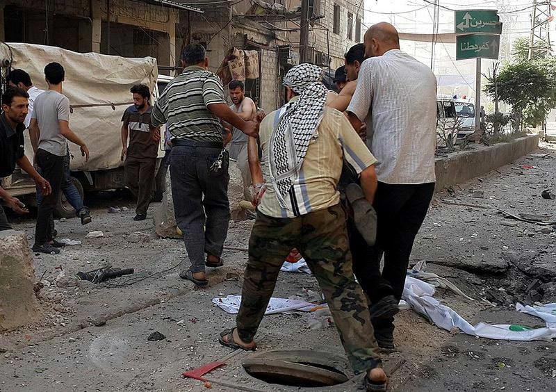 Suriye'de katliam: 27 ölü,100 yaralı