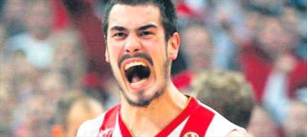 Fenerbahçe Kalınıc'i bitirdi!