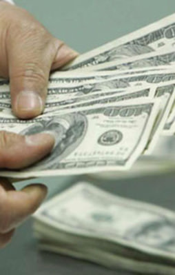 Merkez'den dolara müdahale