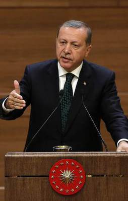 "Türkiye bir muz cumhuriyeti değildir"