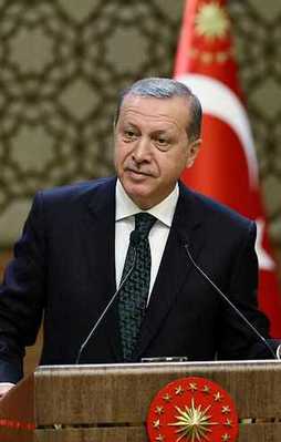 'Türkiye'nin yönetim sistemi fiilen değişmiştir'