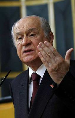 Devlet Bahçeli'nin derdi ne?