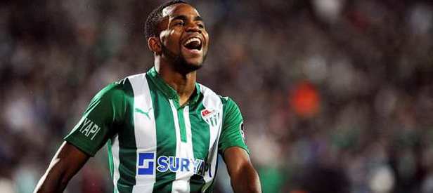Bursaspor’da bir ayrılık daha!