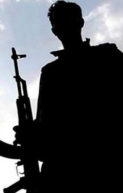 Polis PKK'lıyı silahıyla beraber yakaladı