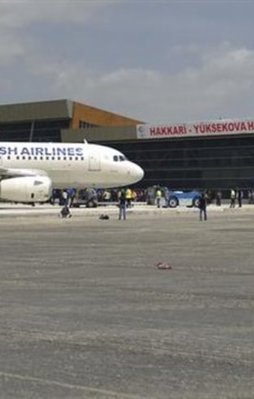 Hakkari'ye uçak seferleri iptal