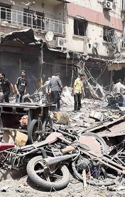 Duma'da pazar yerine bombalı saldırı: 100 ölü