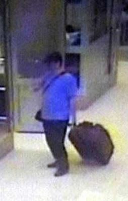 Kaçarken gizli belgeleri de götürmüşler