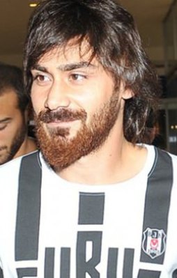 Veli Kavlak 2.5 ay yok