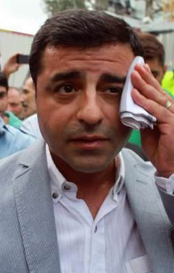 Diyarbakır'da şafak operasyonu