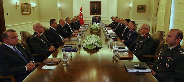 Başbakanlıkta sürpriz savunma toplantısı