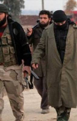 'PYD ile DAEŞ masa altında ittifak içinde'