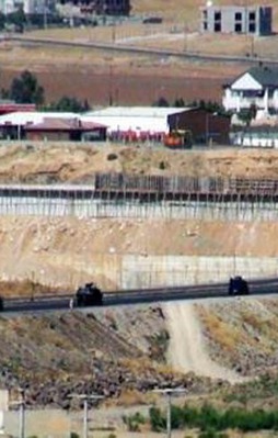 Bombalar yağmur gibi yağdı