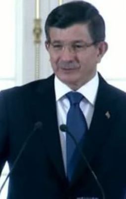 "Şehitlerimizin ruhuna ızdırap veriyorlar"