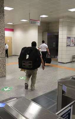 Kadıköy'de bomba alarmı!