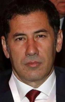 Sinan Oğan MHP'den ihraç edildi