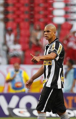 Beşiktaş stoper sorununu çözdü