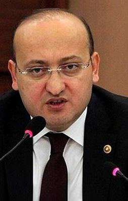 Yalçın Akdoğan: Tuğrul Türkeş oyunu bozdu