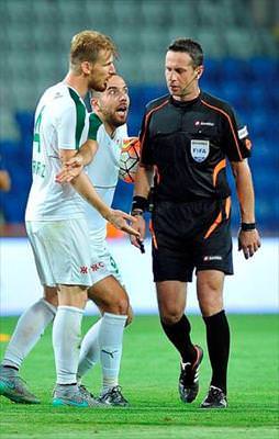 Timsah sıfır çekti!