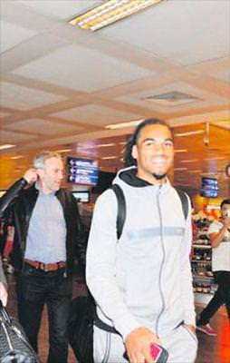 Ve Jason Denayer imzayı atıyor
