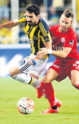 Pereira'dan tek değişiklik!