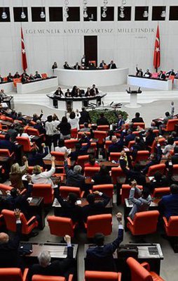 Meclis olağanüstü toplanıyor
