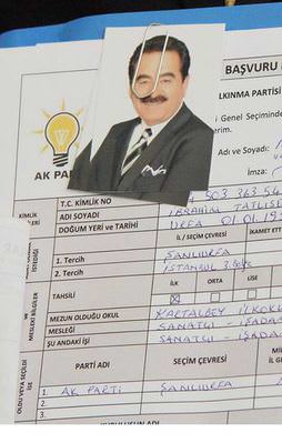 Ünlü sanatçı adaylık başvurusunu yaptı