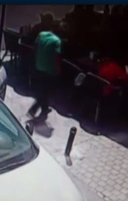 İstanbul'un göbeğinde akıl almaz kapkaç!