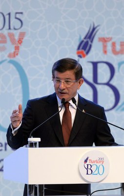 Davutoğlu'ndan 3 dönem kuralı açıklaması