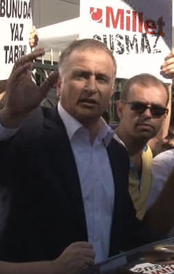 Dumanlı hakkında soruşturma başlatıldı