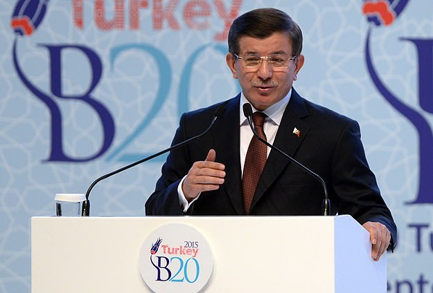 Davutoğlu'ndan dünyaya insanlık dersi