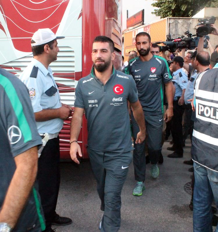 Milliler Mevlana Türbesi'ni ziyaret etti
