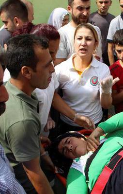 Hamile kadın çatışmanın ortasında kaldı