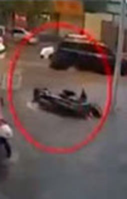 Kimse yardım etmeyince...