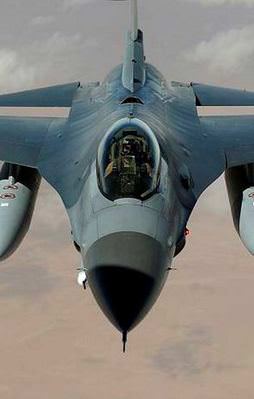 Fransız uçakları yarın Suriye hava sahasında