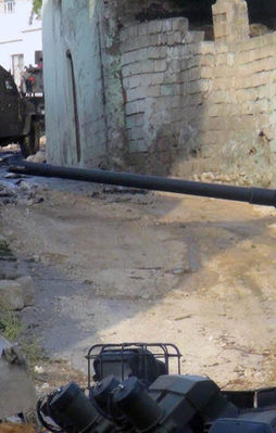 Polis merkezine bombalı saldırı