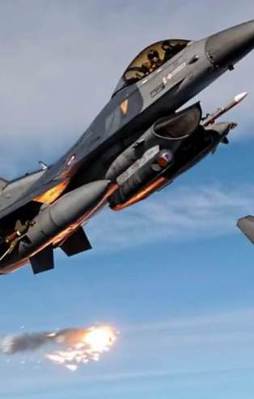 Türk jetleri PKK kamplarını bombaladı