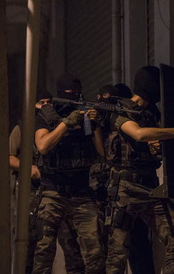 İstanbul'un 11 ilçesinde operasyon