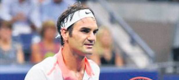 Roger Federer güle oynaya!