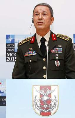 Hulusi Akar'dan 'kara harekatı' açıklaması