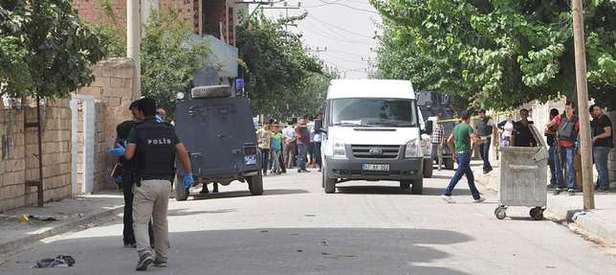 Teröristlerin bombası çocukların elinde patladı